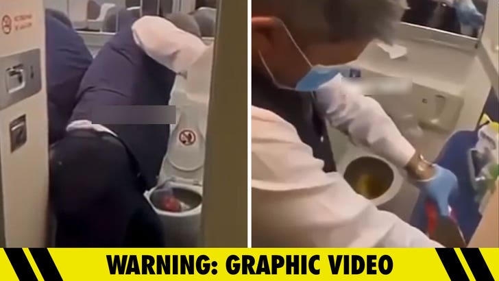 013026_flight_crew_toilets_kal