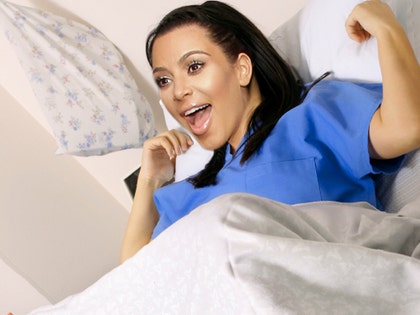 0615-kim-kardashian-labor