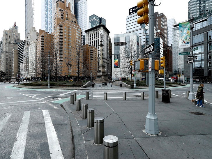 NYC Streets Empty After Coronavirus