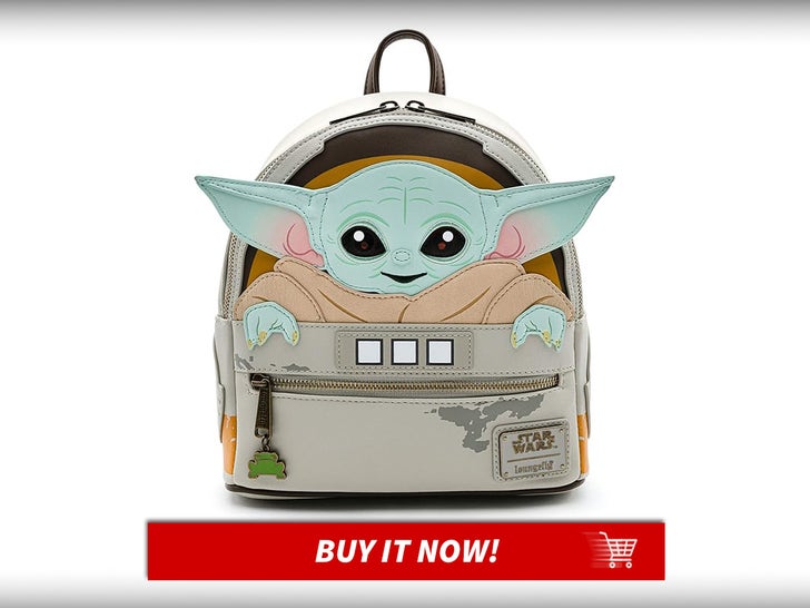 Gogu-Adult-Backpack-Mandalorian-Movie-Gear-MAIN