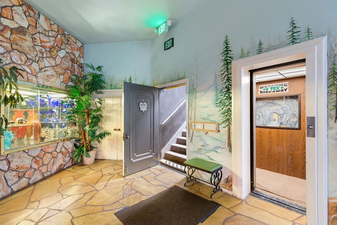 Zak Bagans Home 8