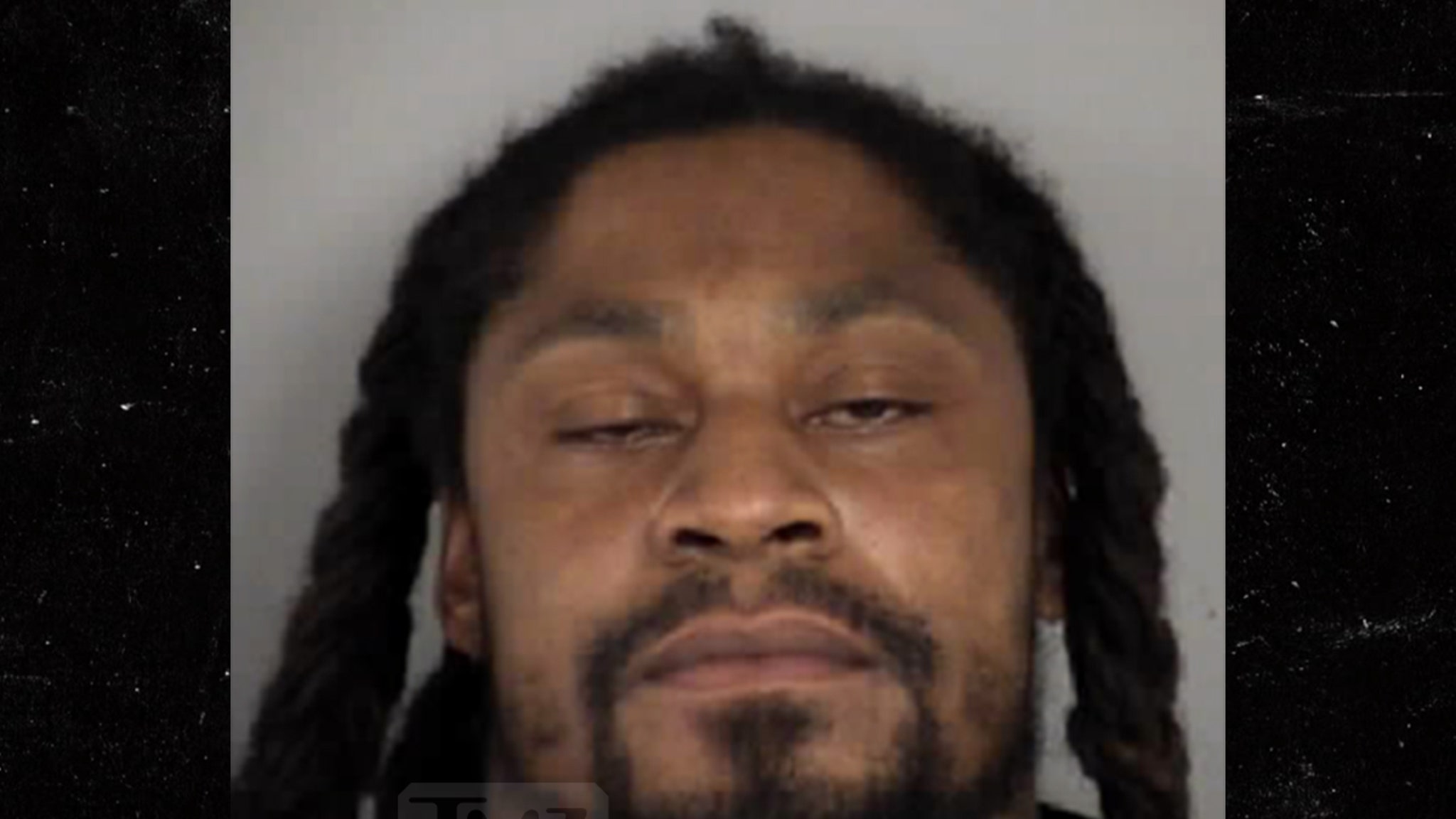 Marshawn Lynch Reeked Of Booze, Said He Stole Car During DUI Arrest, Cops Say thumbnail
