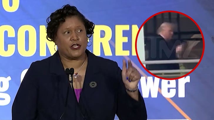 020926_ford_worker_kal