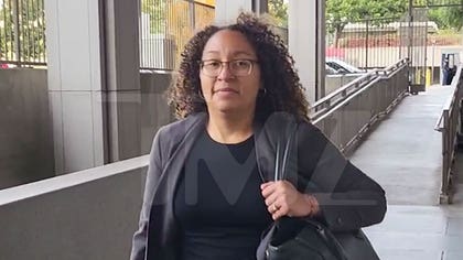 022326_kimberly_green_entrance_kal