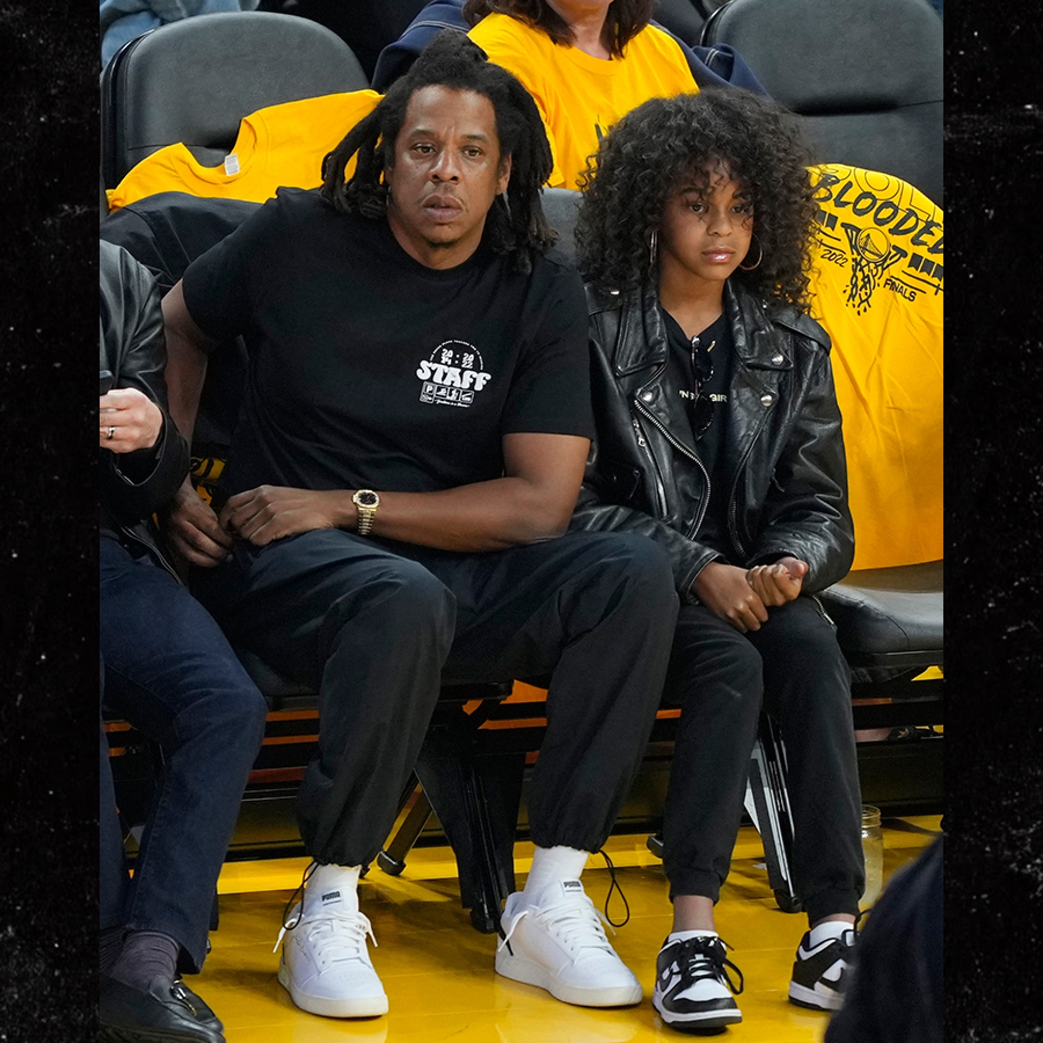 People are amazed at how much Blue Ivy Carter looks like Beyonce at recent  NBA outing: 'Literally twins