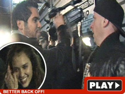 Cash & Jessica: Click to watch