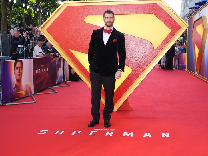 David Corenswet, Rachel Brosnahan & More Attend 'Superman' London Premiere