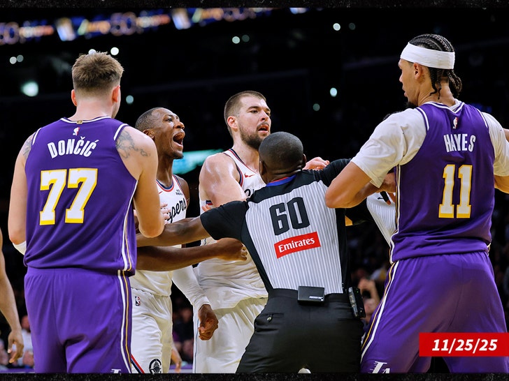 kris dunn jaxson hayes Luka Dončić getty sub swipe 2