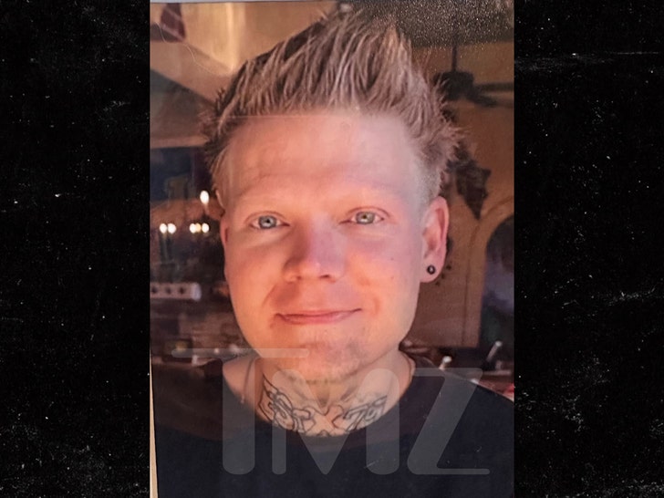 ব্লেক গ্যারেট-2