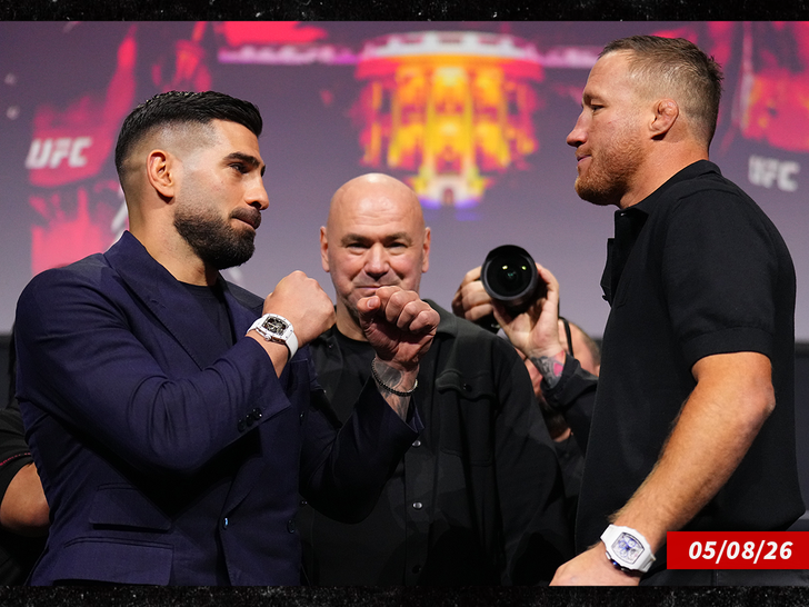 sub justin gaethje ilia topuria getty