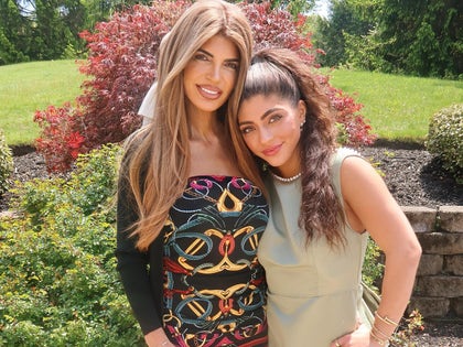 0924-Teresa-And-Milania-Giudice-Together-PRIMARY