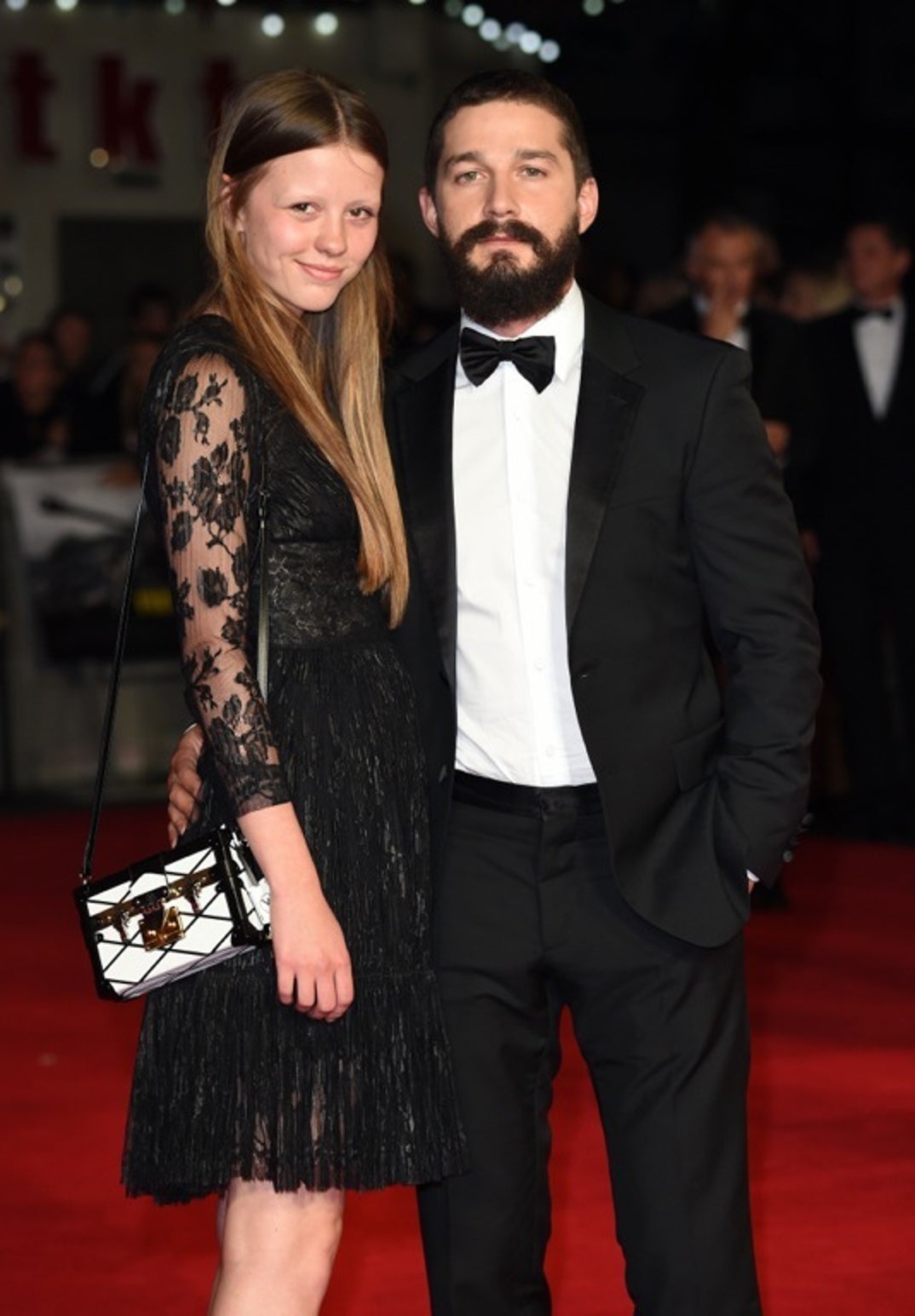 mia_shia_together08
