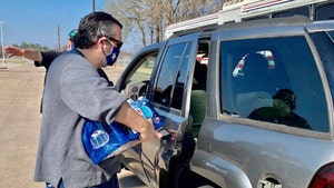 Ted Cruz Posts Pics of Himself Delivering Water to Texans