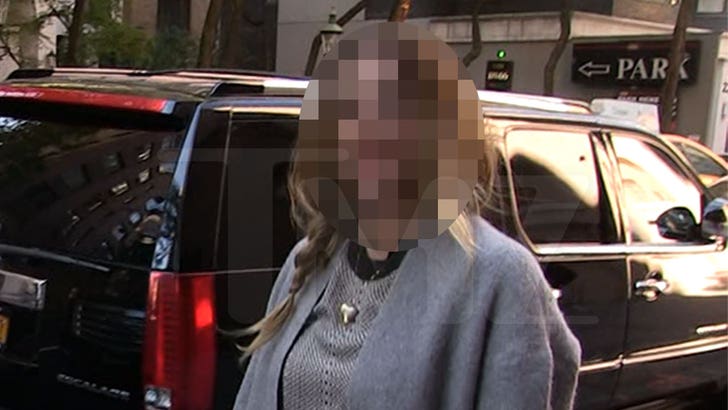 021726_древ_барриморе_гуесс_вхо_кал