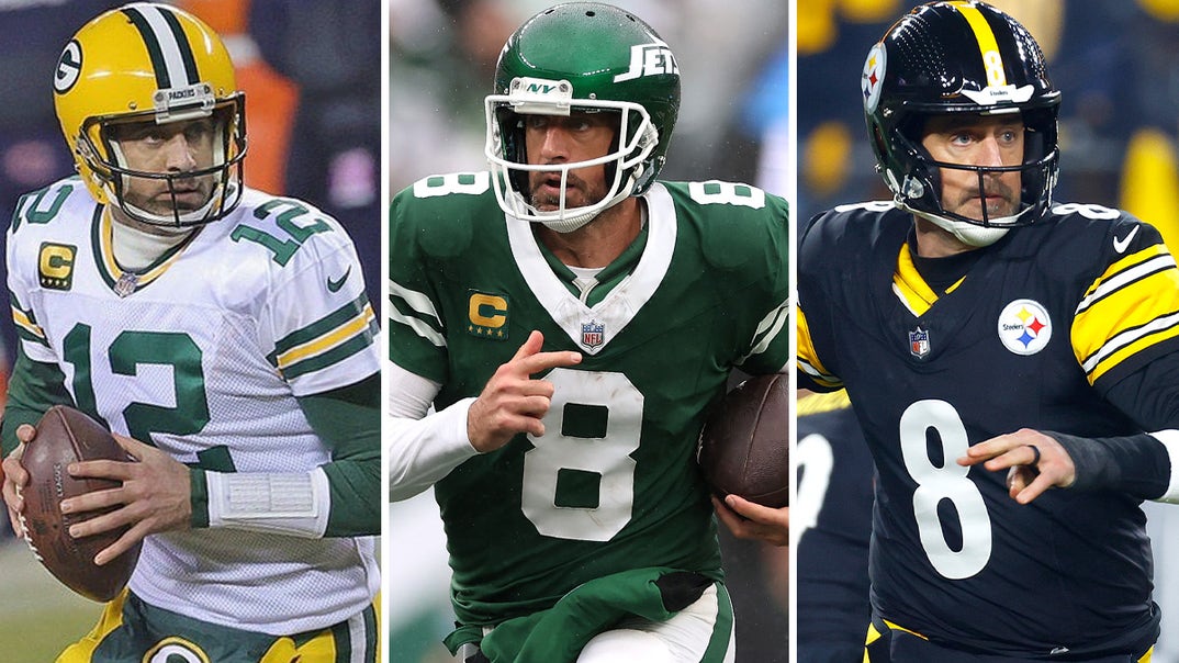 0520-Aaron-Rodgers-On-The-Field-PRIMARY
