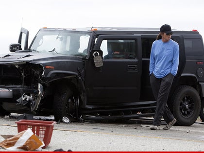 0827_bruce_jenner_accident_splash-2