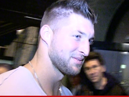 0905-tim-tebow-tmz-02