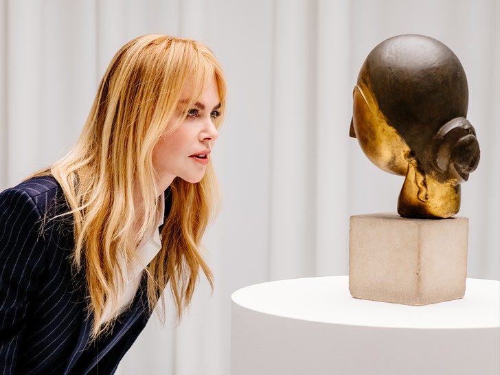 sub-Nicole-Kidman-Hunter-Abrams-1
