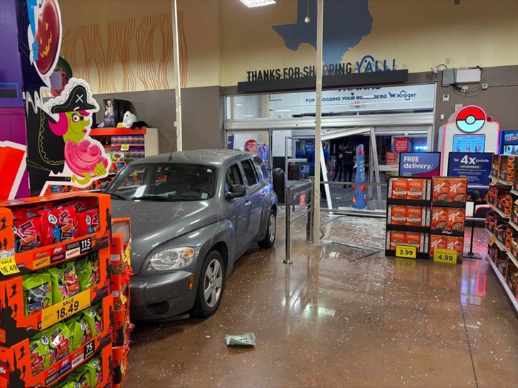 Man crashes car into Kroger store in Texas Rosenberg Police Department 3