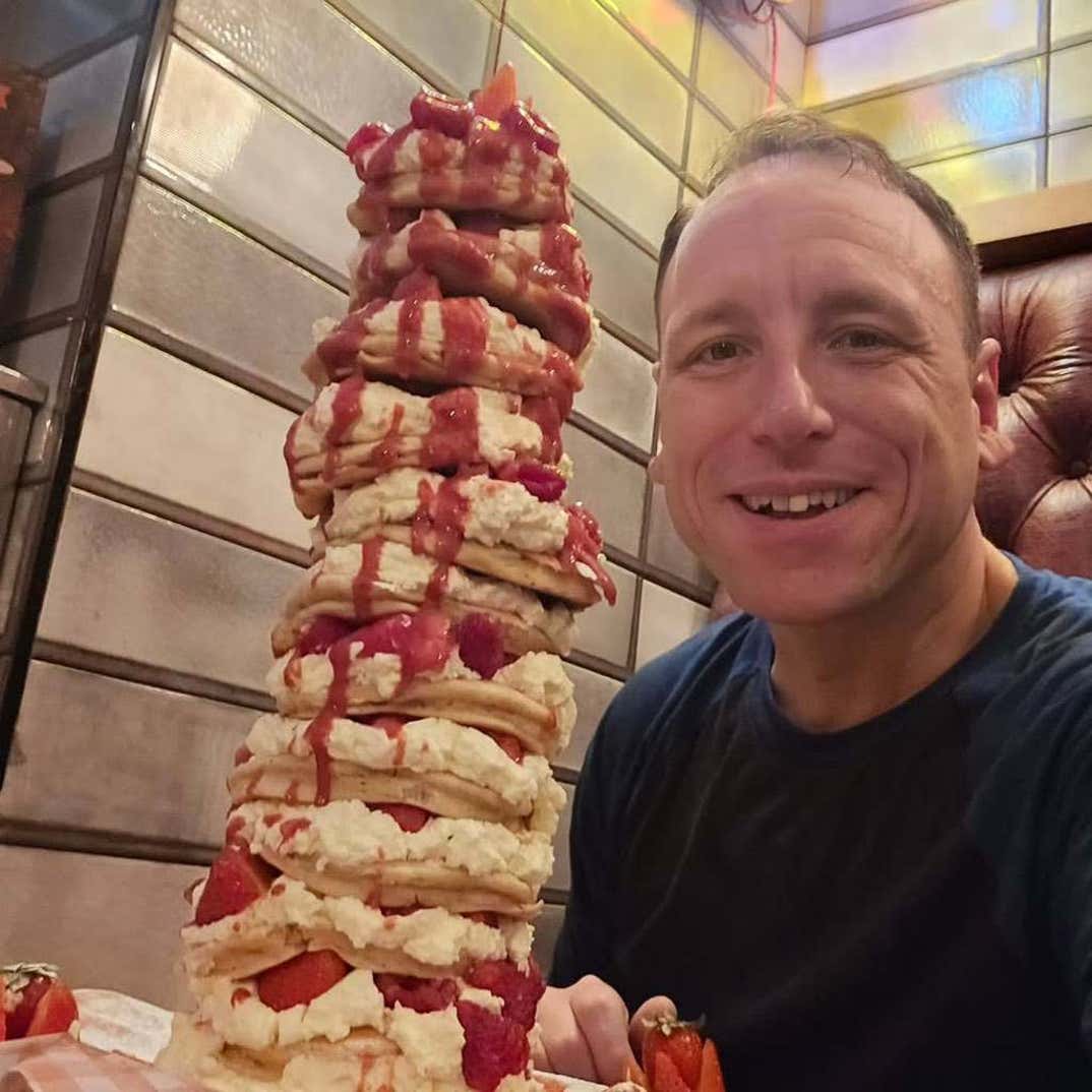Joey Chestnut Food Photos 3