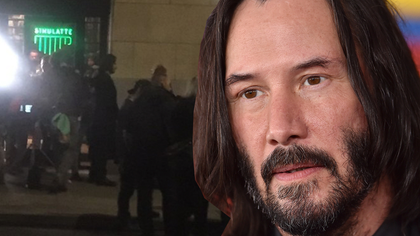 Keanu Reeves is back as The One for the upcoming 'Matrix' movie -- but oddly enough ... his new Neo looks a lot like another action hero he's been playing lately, to much acclaim.

TMZ obtained new photos of Keanu, Carrie-Anne Moss (who played Trinity) and director Lana Wachowski on the set of 