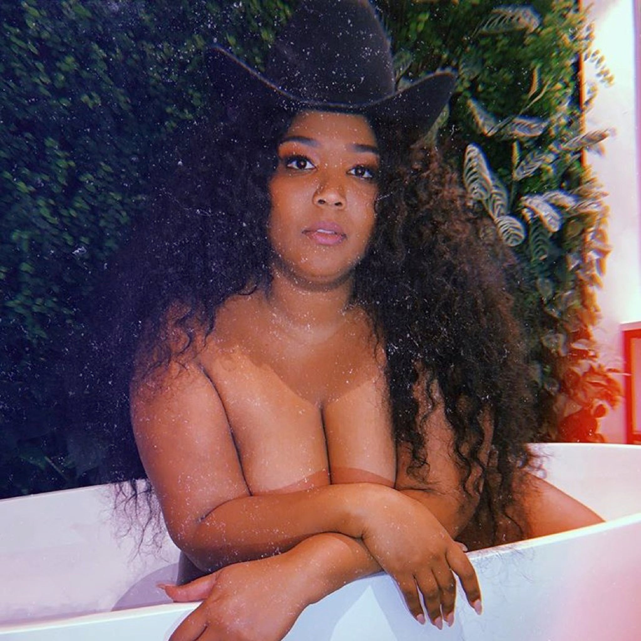 Lizzo - Insta Hot Shots