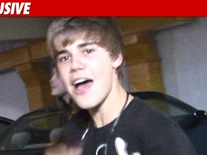 0504_justin_bieber_EX_TMZ_01