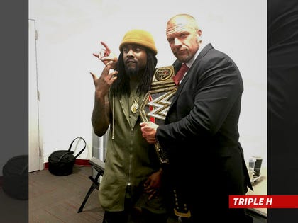 0127-wale-monday-night-raw-wwe-INSTARAM-02