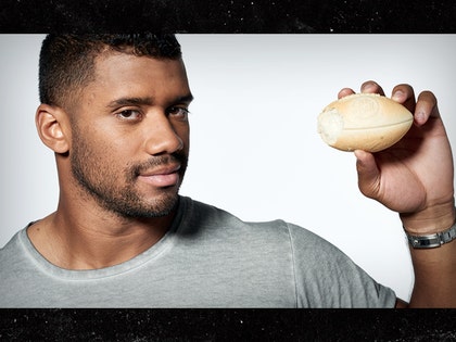 0914-russell-wilson-ball-burger-01