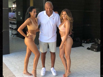 1025-oj-simpson-insta-story-laurasaucedo-02