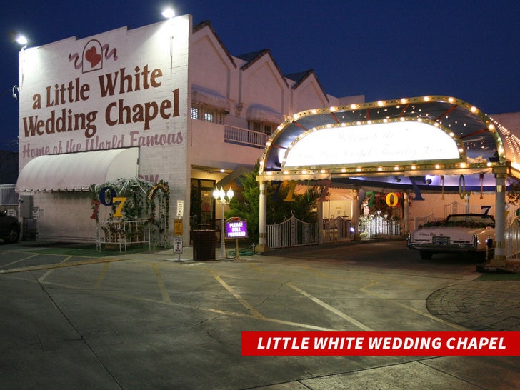 little White Wedding Chapel vegas sub