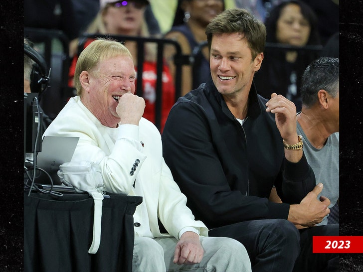 tom brady y mark davis getty 2