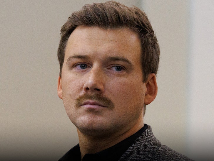 Morgan Wallen se declara culpado de 2 contravenções por incidente de lançamento de cadeira