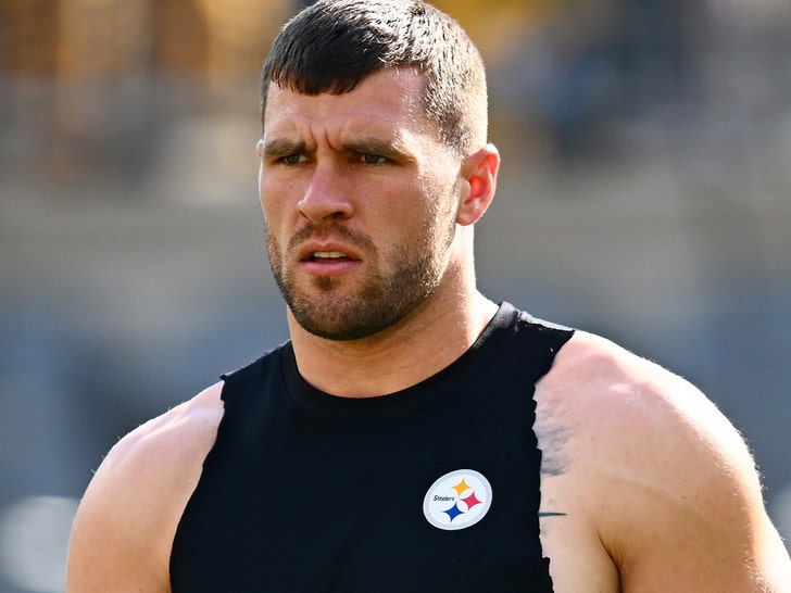 NFL star T.J. Watt suffers partially collapsed lung following treatment at Steelers facility
