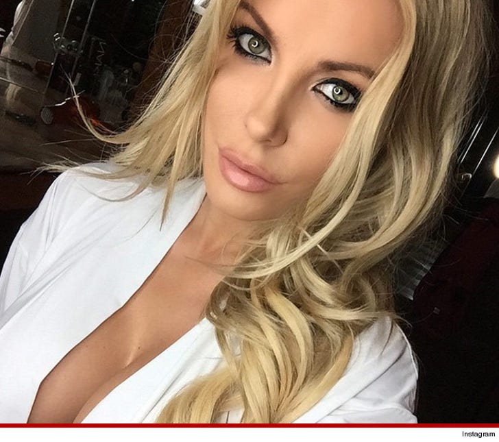 29 Sexy Photos of Crystal Hefner On Her Birthday That ...