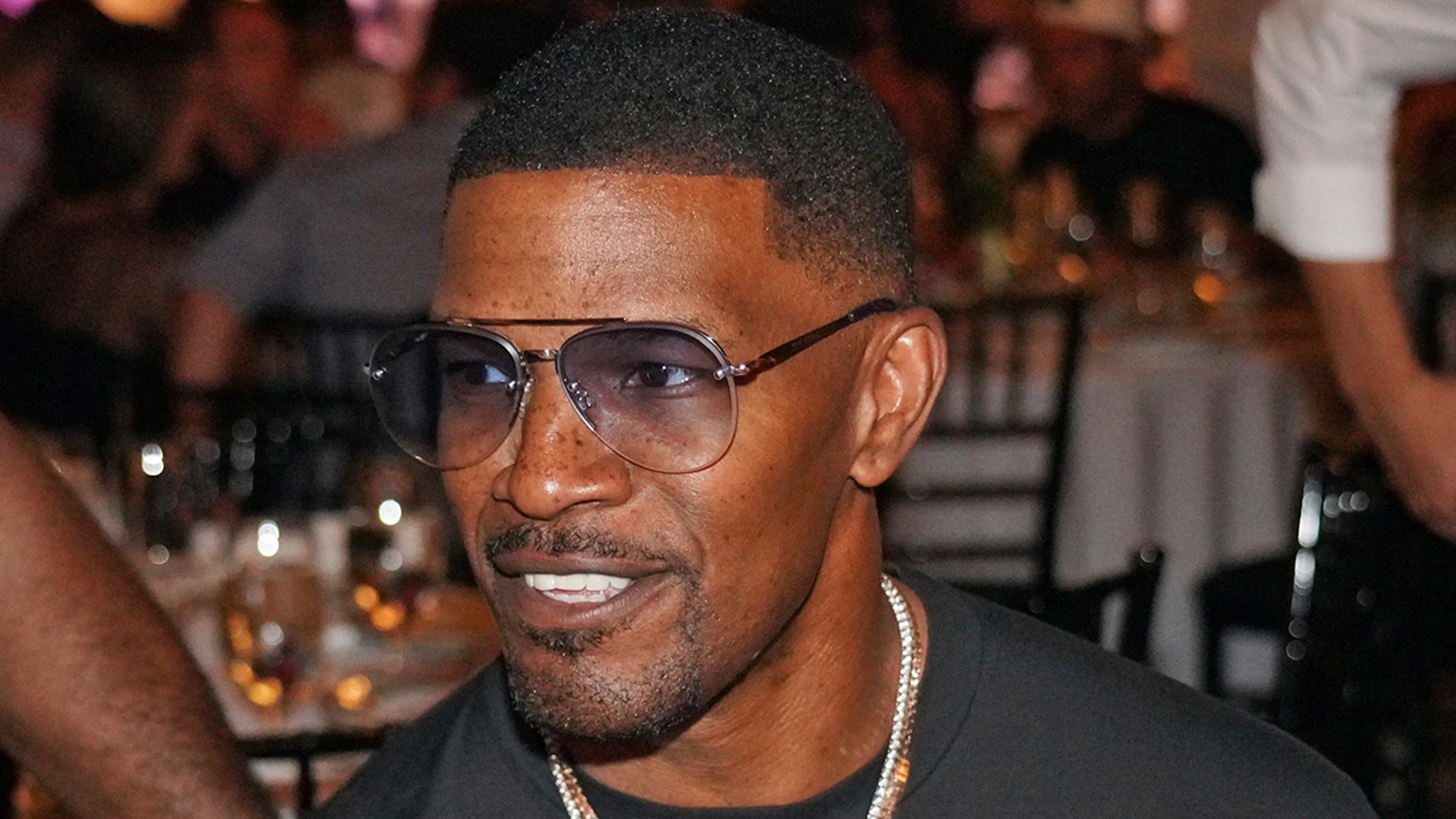 Jamie Foxx Sings Karaoke With the Stars Of Real Housewives’ of Atlanta