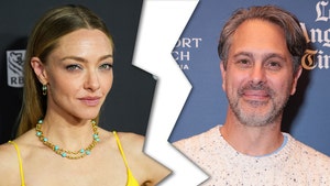 amanda seyfried and thomas sadoski getty 1