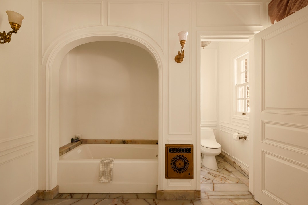 Jean Harlow Estate 48