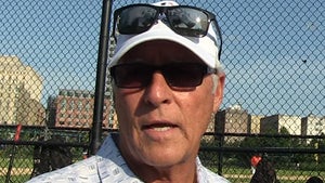 Bucky Dent Still Hurting Over Thurman Munson's Death, 'A Guy We Loved'