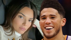 Kendall Jenner Campaigns For Devin Booker's All-Star Game Votes