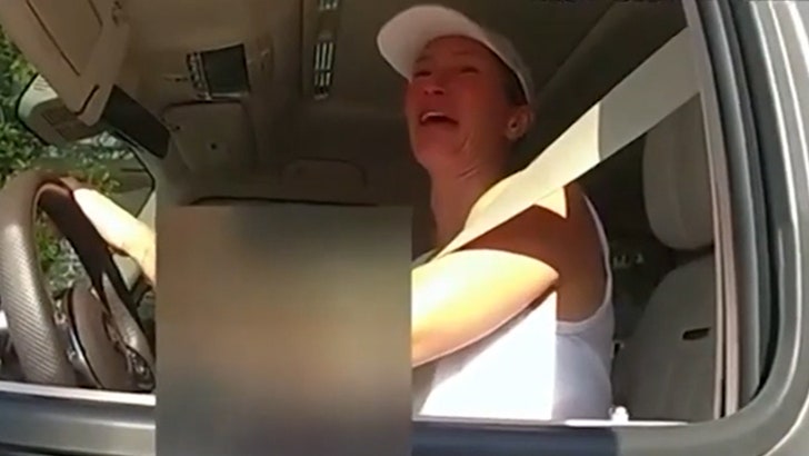 Gisele Bündchen Body Cam Video Shows Her Crying Over Paparazzi Chasing Her