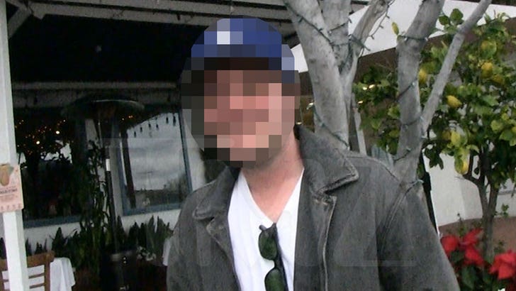 120225_josh_hutcherson_guess_who_kal