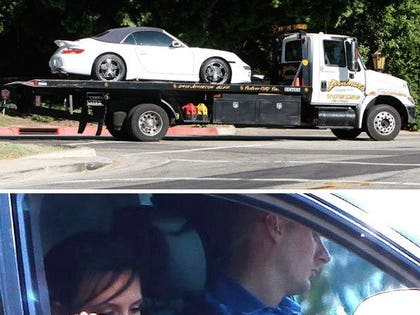 0905_victoria_beckham_vbeckhamporschetowed0904_07_x17_vbeckhamporschetowed0904_08_x17