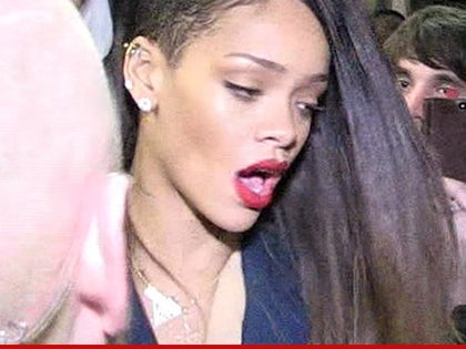 0211-rihanna-tmz