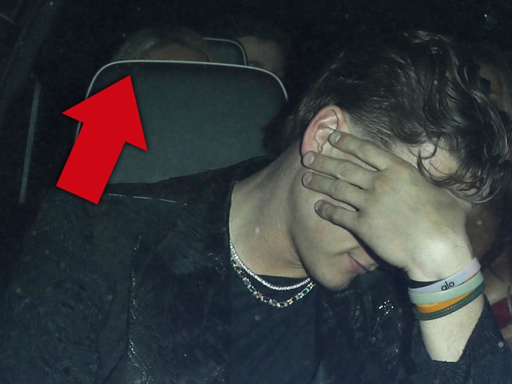 0316-joe-burrows-alix-earle-sub1_720