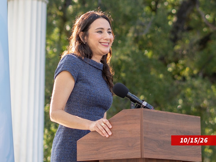 Gina-Hinojosa-getty-1