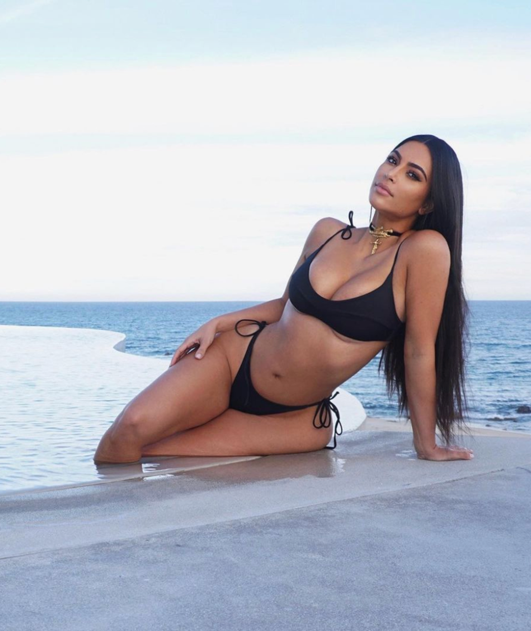 kim-kardashian-2020-hot-bday-photos10