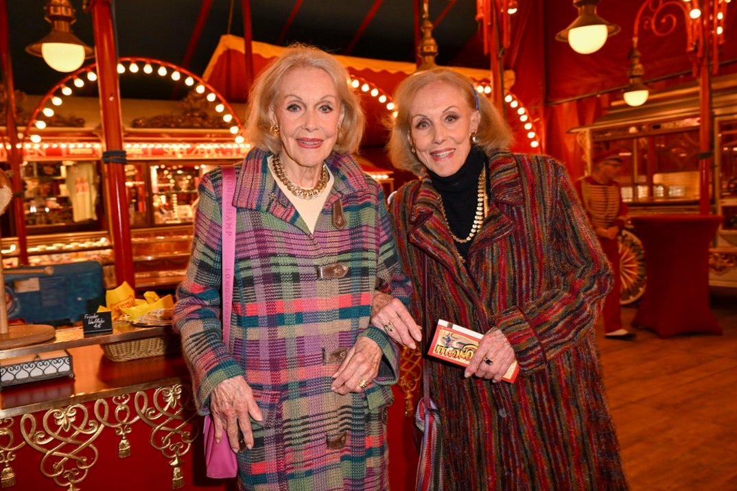 alice and ellen kessler 9