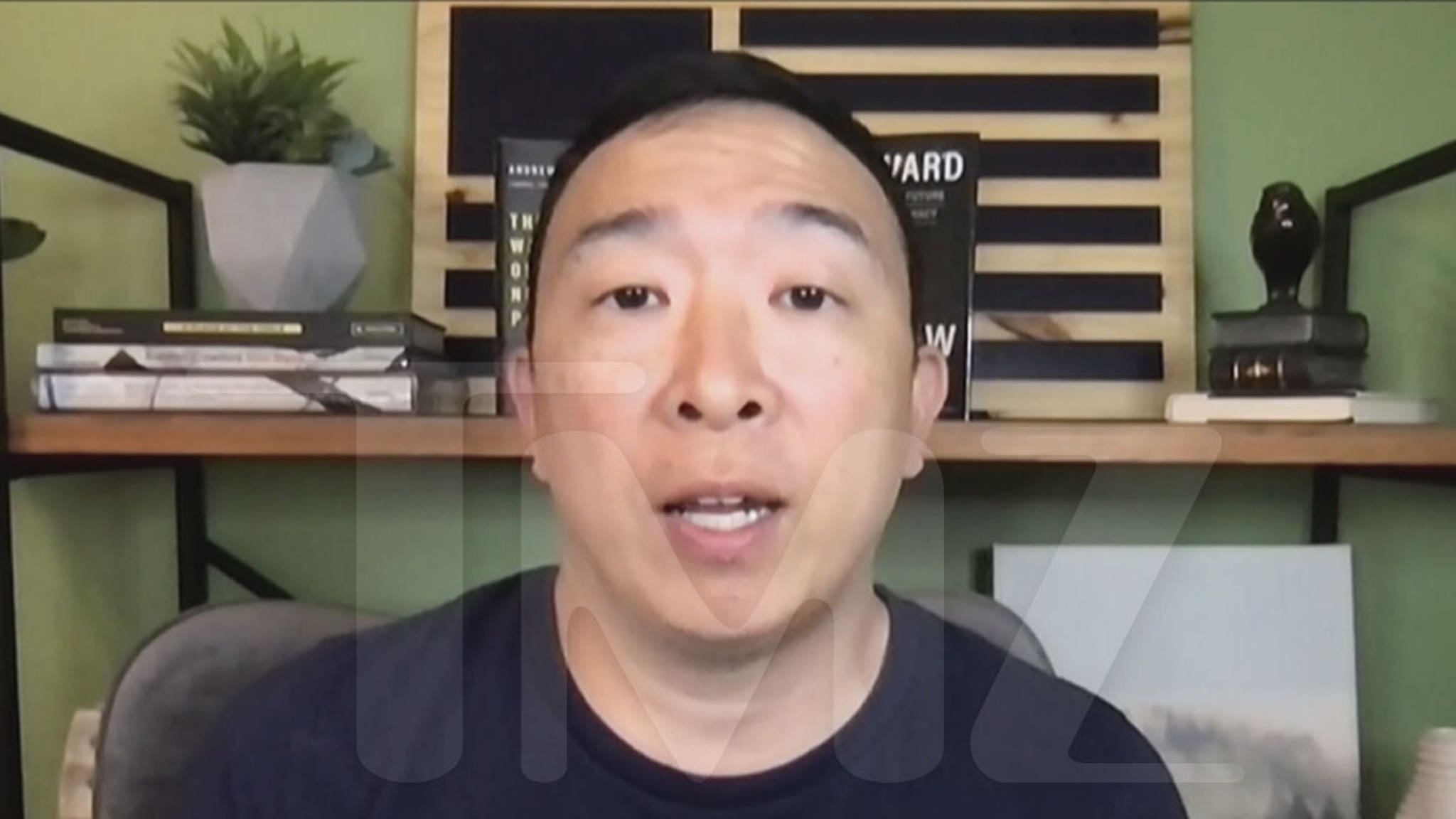 Andrew Yang Says FBI Raid on Trump's Mar-a-Lago Better Turn Up The Goods Or Else
