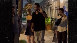 060525-taylor-swift-travis-kelce-primary